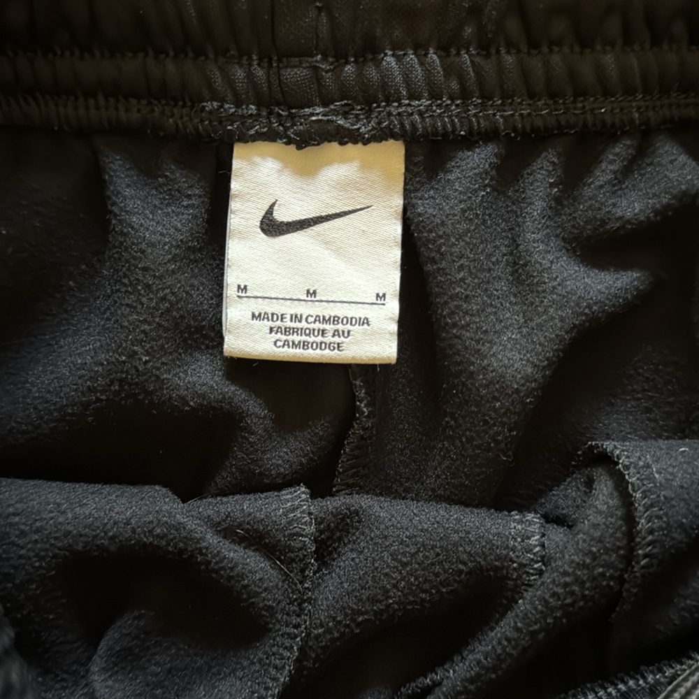 Nike Boys Black Joggers Size Medium - Picture 8 of 14